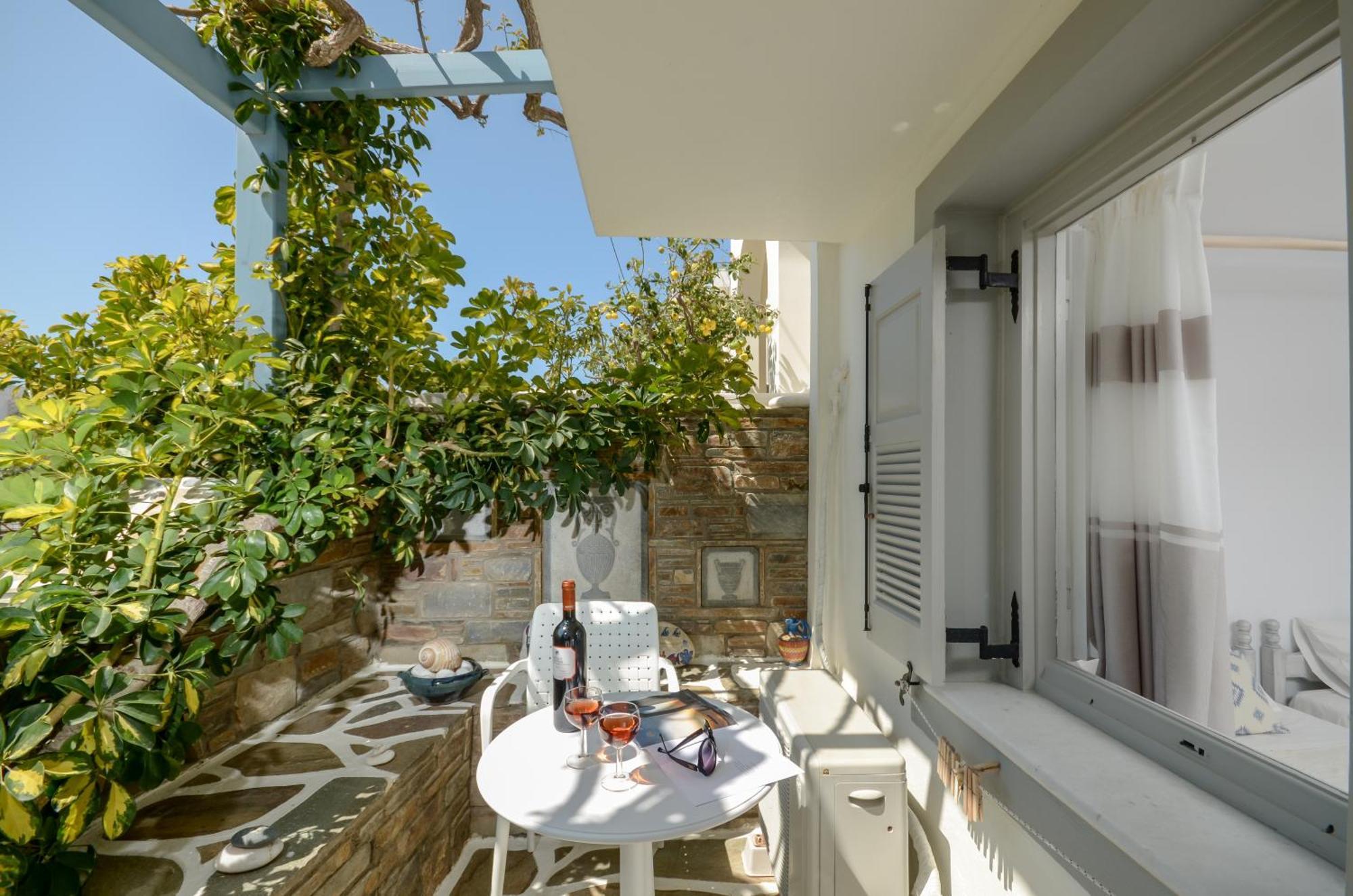 Sofi Pension Naxos City Eksteriør bilde