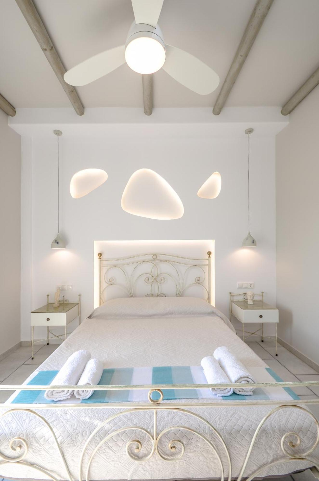 Sofi Pension Naxos City Eksteriør bilde